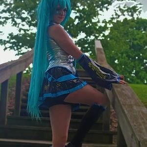 Meet your Posher, Ashton